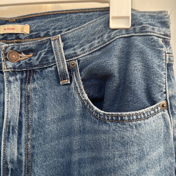 LEVI XL FLOOD SIZE 32 wide leg jeans - Picture 3 of 7